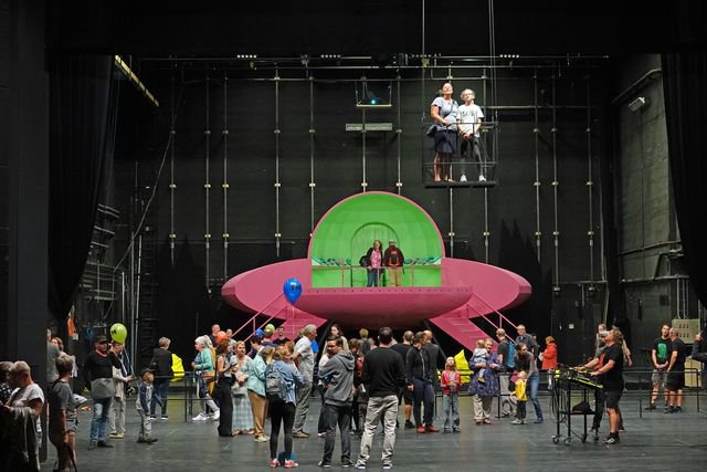 Theaterfest im Opernhaus